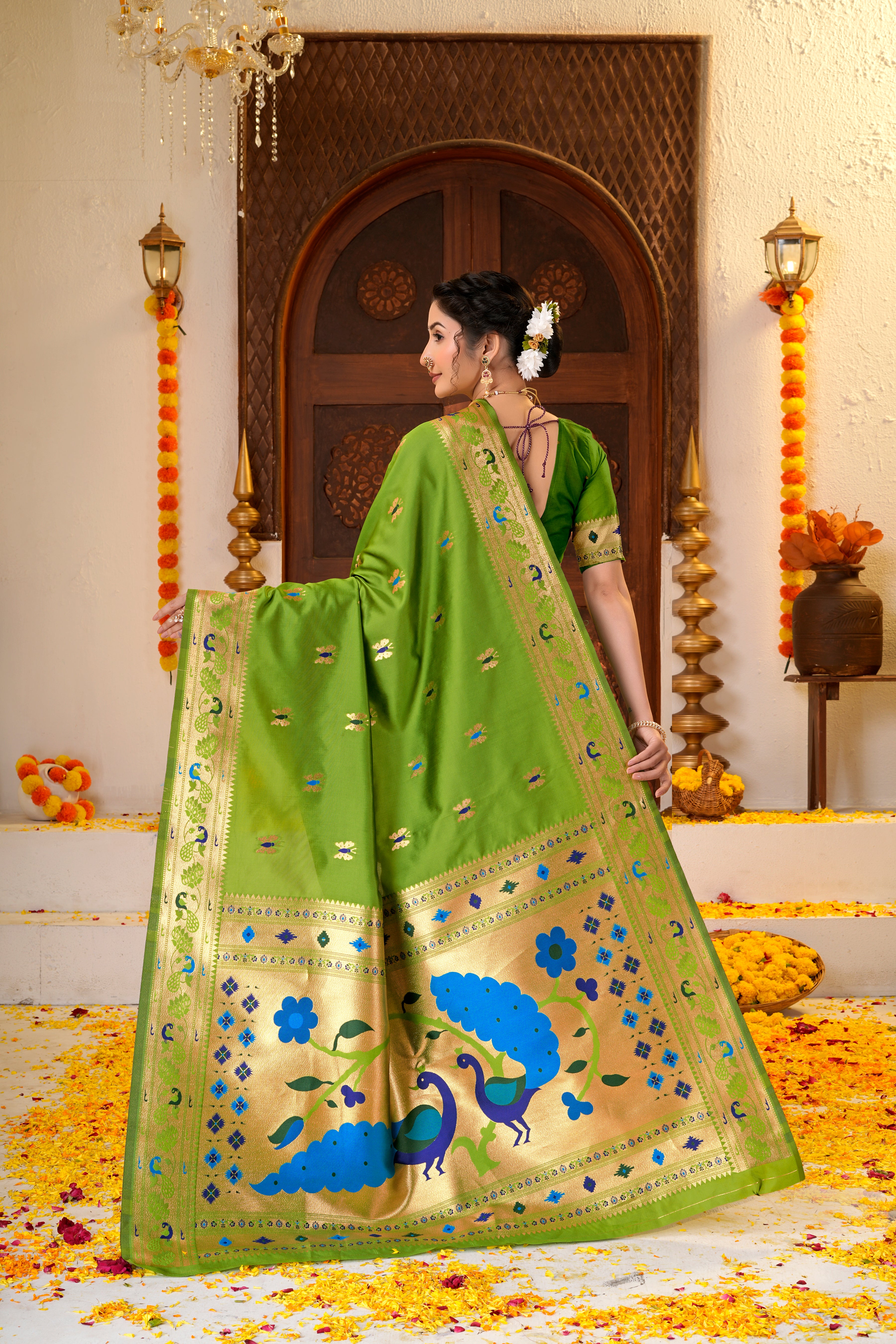 Green Silk Woven Paithani Saree With Weaving Zari Work