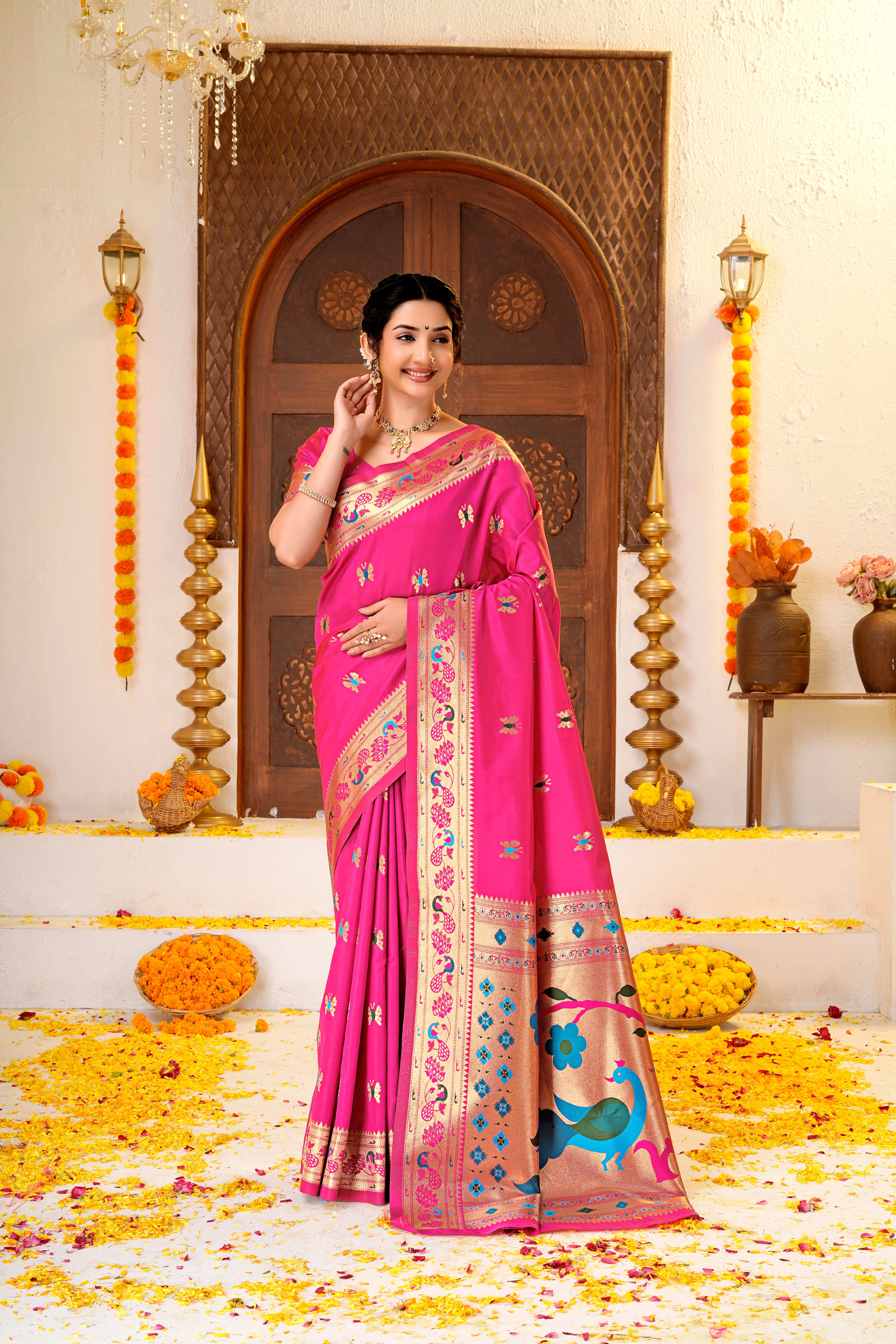 Pink Silk Woven Paithani Saree With Weaving Zari Work