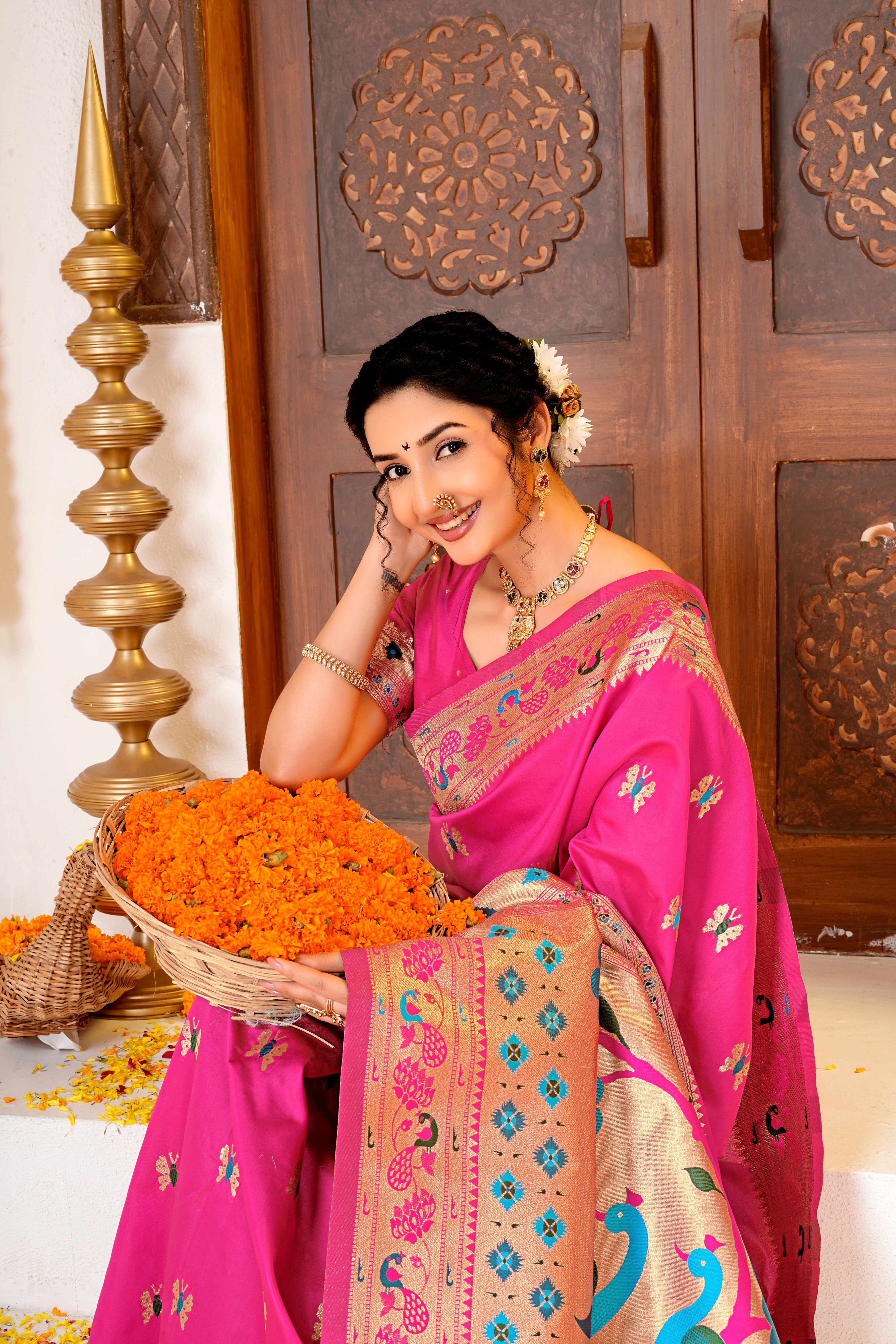 Pink Silk Woven Paithani Saree With Weaving Zari Work