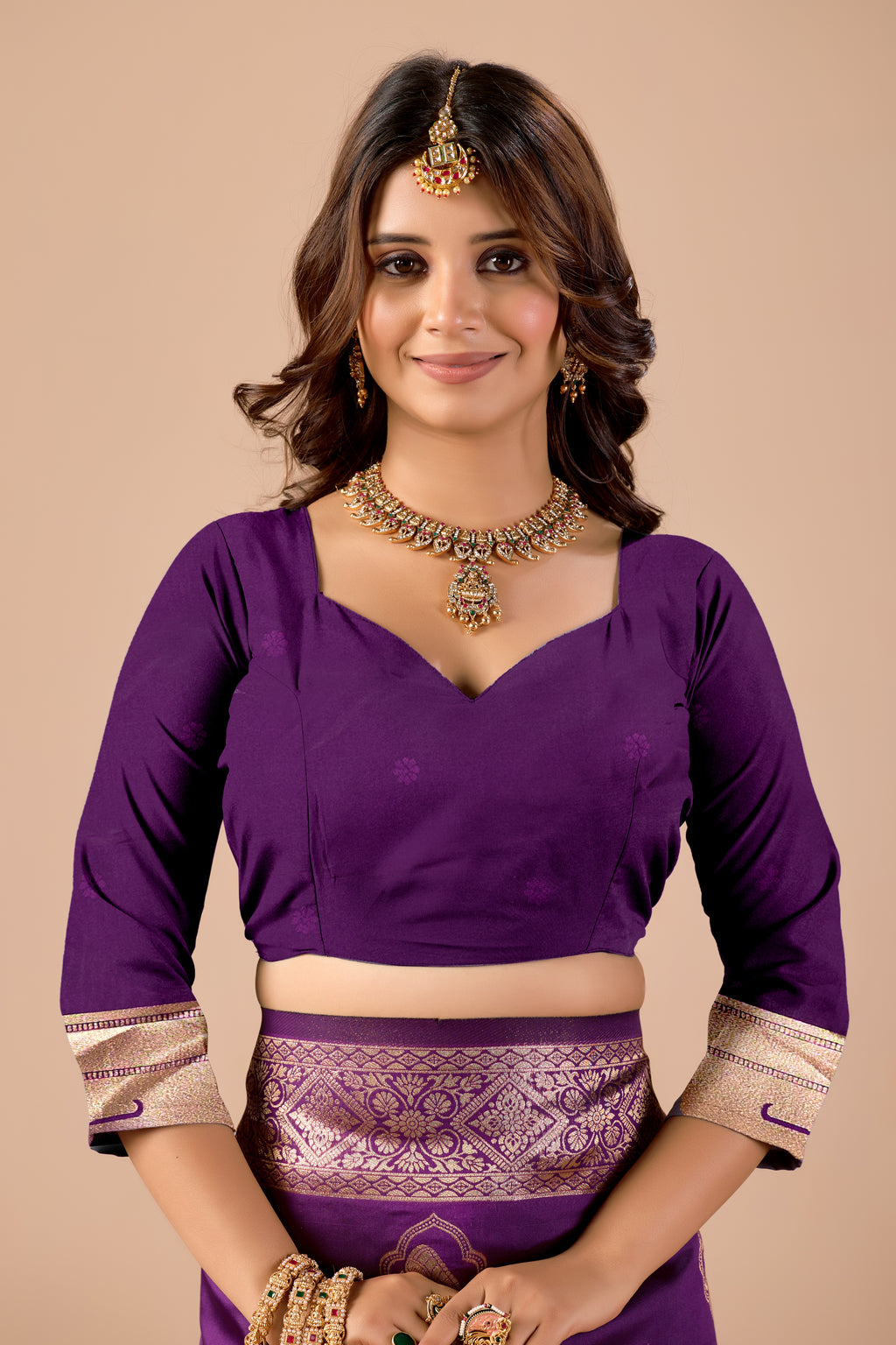 Dark Purple Silk Woven Kanjivarm Saree With Zari Work