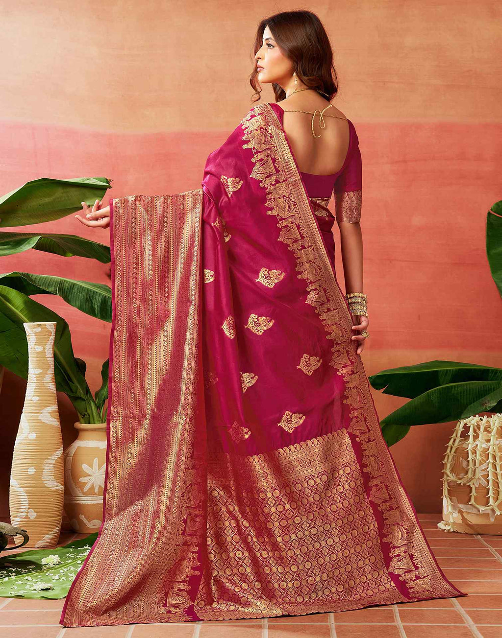 Dark Pink Silk Woven Kanjivaram Saree