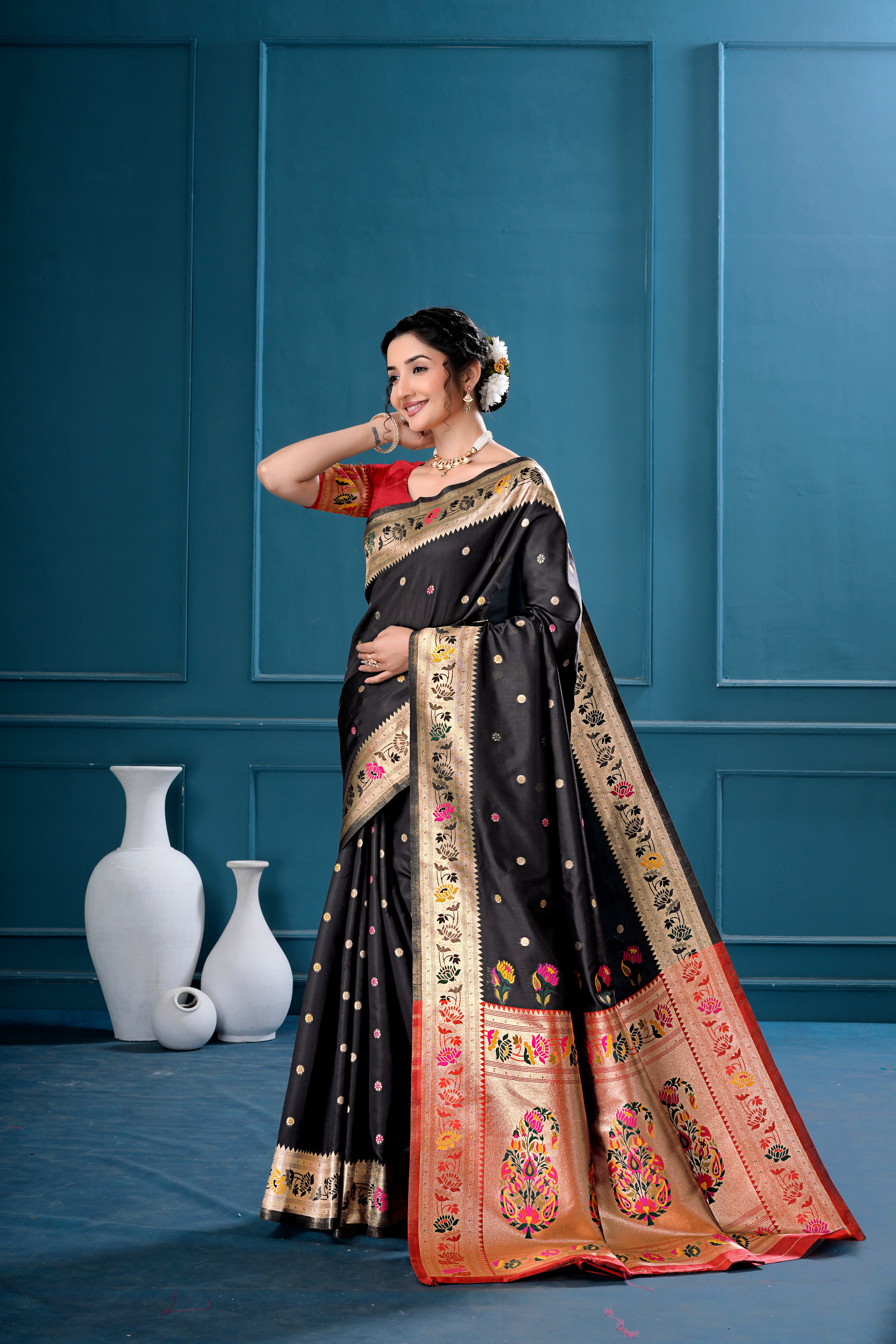 Black Silk Woven Paithani Saree With Weaving Zari Work