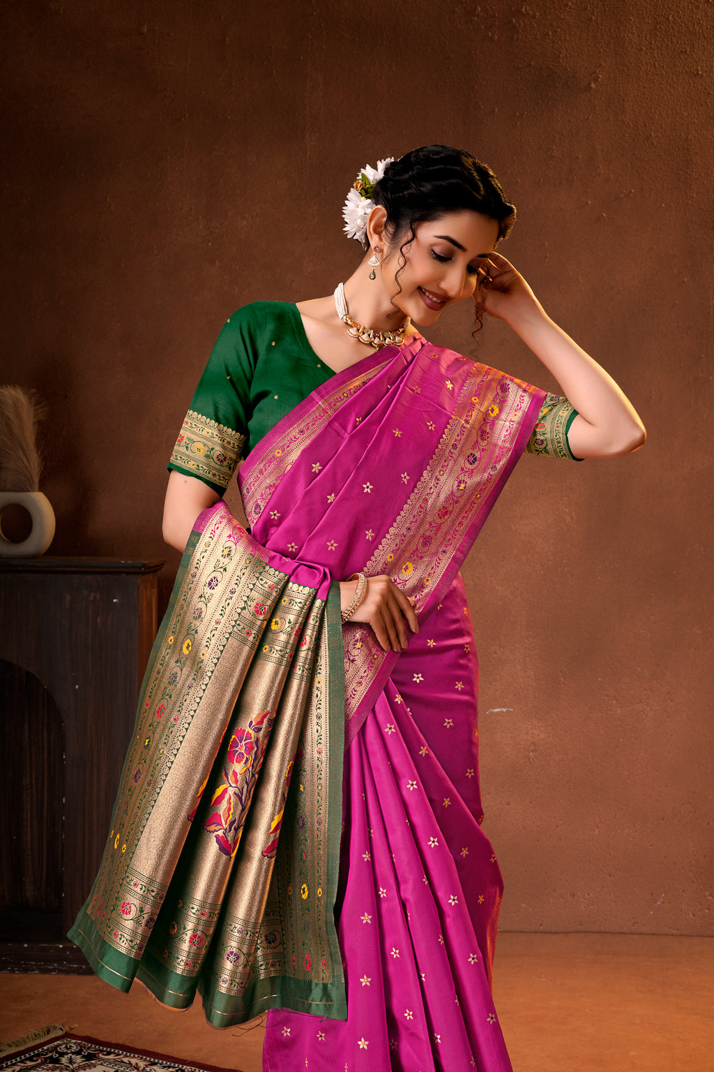 Pink Silk Woven Paithani Saree With Weaving Zari Work