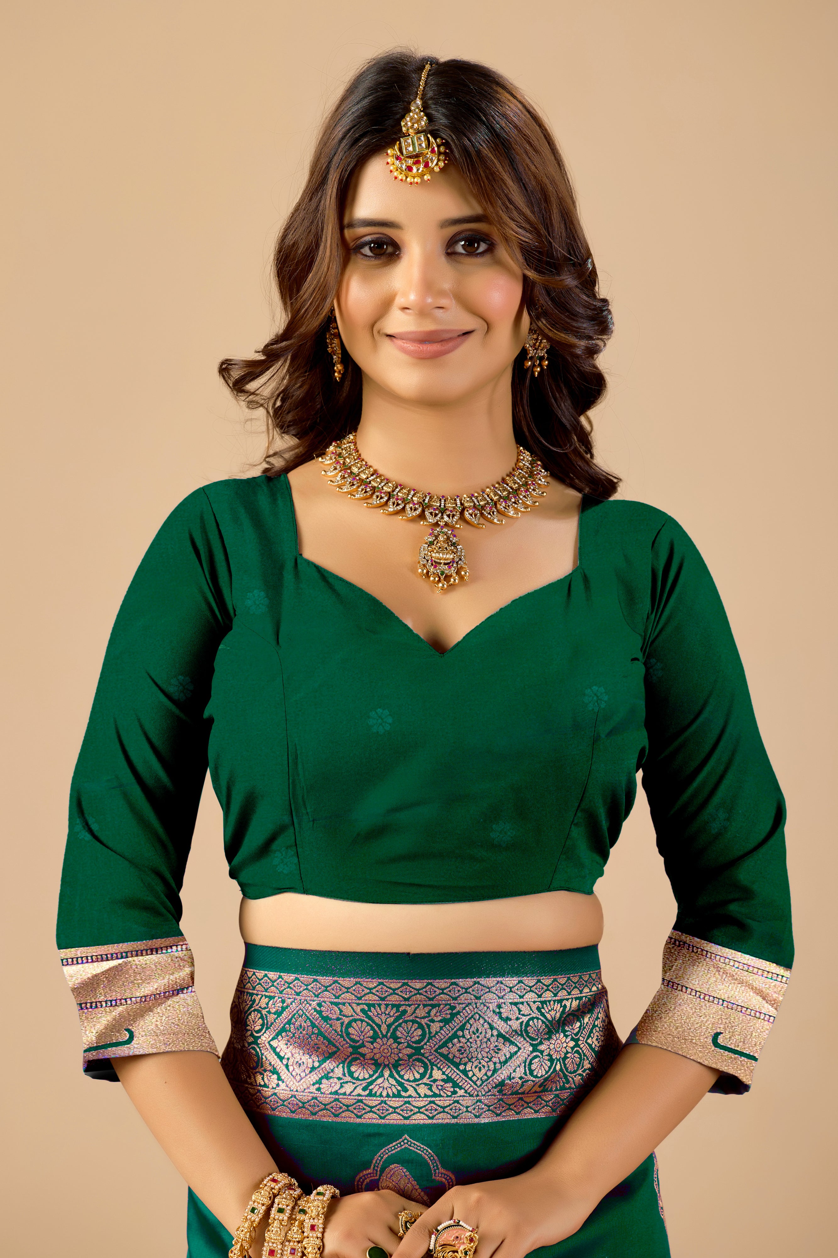 Green Silk Woven Kanjivarm Saree With Zari Work