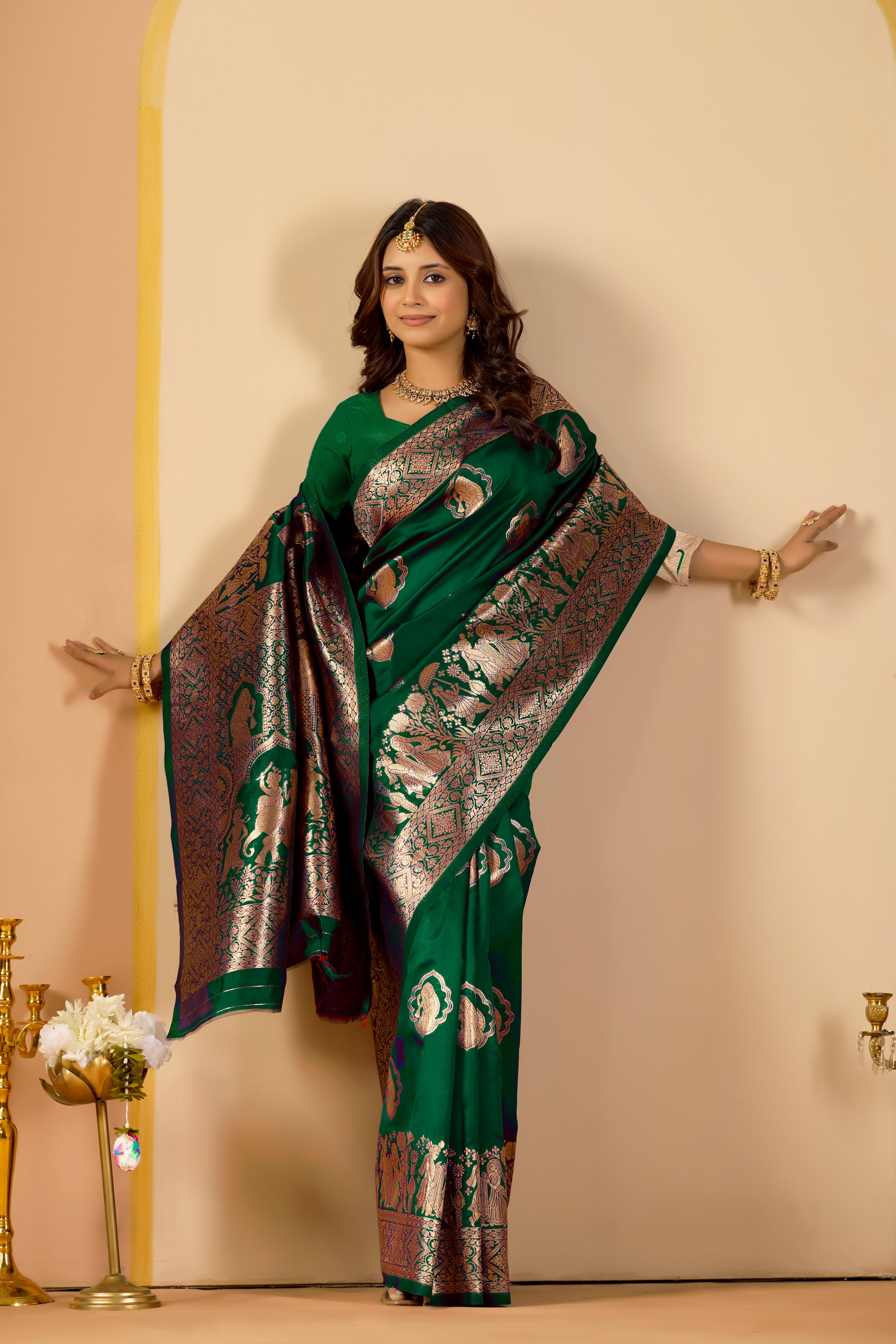 Green Silk Woven Kanjivarm Saree With Zari Work